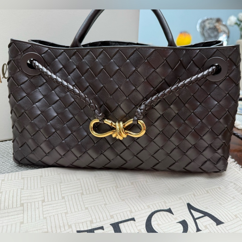 Andiamo shoulder bag with braided leather strap - Picture 1 of 13